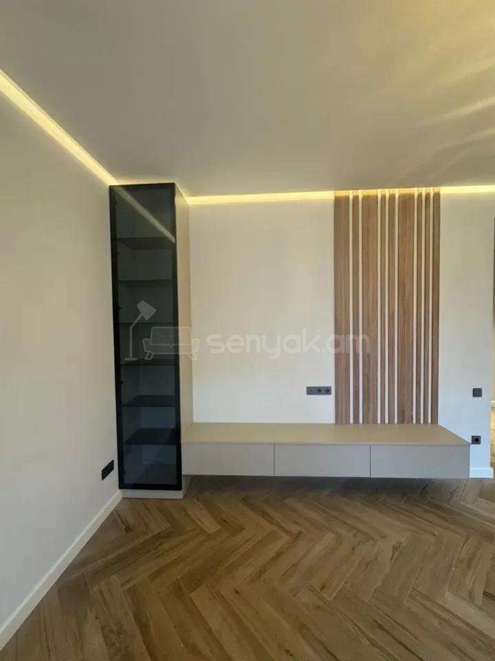 3 Սենյականոց Բնակարան Քարե Շենքում, 80քմ, 3/4 հարկ, Կապիտալ Վերանորոգված