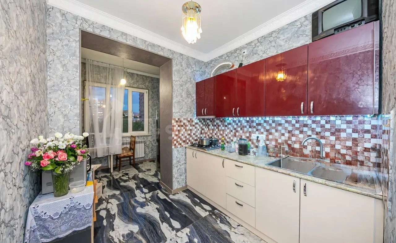 2 Սենյականոց Բնակարան Քարե Շենքում, 65քմ, 3/4 հարկ, Կապիտալ Վերանորոգված