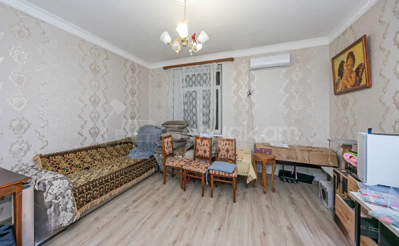 2 Սենյականոց Բնակարան Քարե Շենքում, 65քմ, 3/4 հարկ, Կապիտալ Վերանորոգված