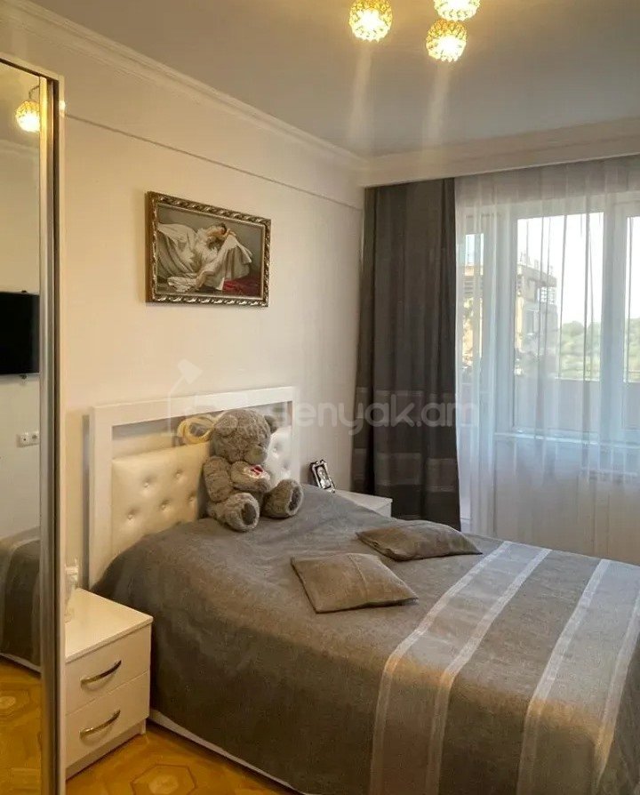 3 Սենյականոց Բնակարան, 92քմ, 5/9 հարկ, Կապիտալ Վերանորոգված