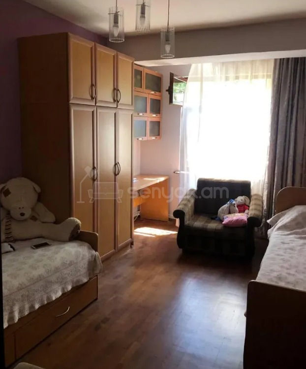 3 Սենյականոց Բնակարան, 84քմ, 2/14 հարկ, Կապիտալ Վերանորոգված