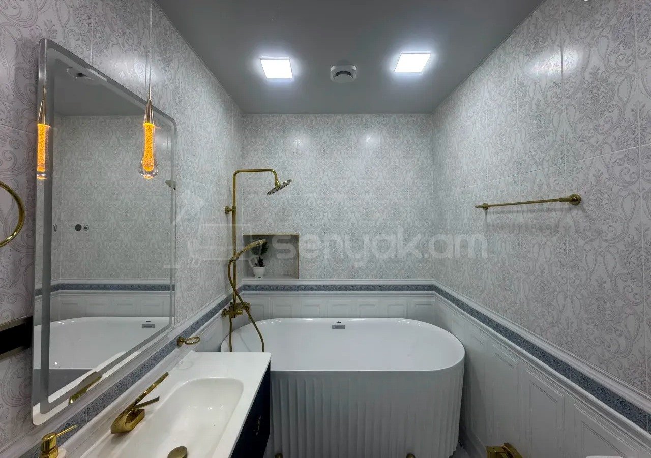 4 Սենյականոց Բնակարան Նորակառույցում, 124քմ, 8/9 հարկ, Դիզայներական Վերանորոգված