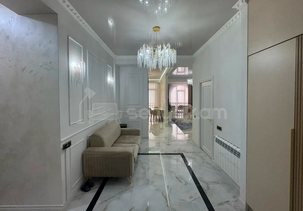 4 Սենյականոց Բնակարան Նորակառույցում, 124քմ, 8/9 հարկ, Դիզայներական Վերանորոգված