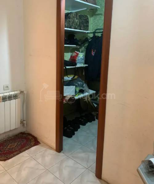 3 Սենյականոց Բնակարան Քարե Շենքում, 60քմ, 5/5 հարկ, Կոսմետիկ Վերանորոգված
