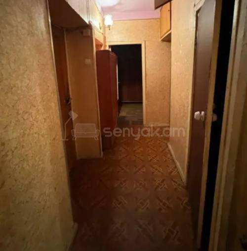 2 Սենյականոց Բնակարան Քարե Շենքում, 52քմ, 5/5 հարկ, Կոսմետիկ Վերանորոգված