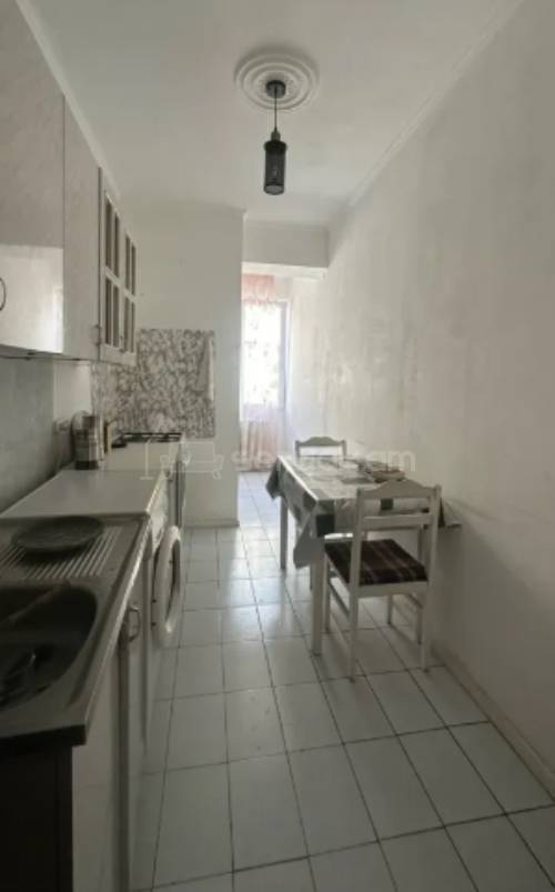 3 Սենյականոց Բնակարան Քարե Շենքում, 68քմ, 4/5 հարկ, Կապիտալ Վերանորոգված