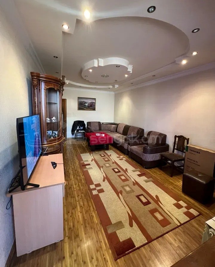 2 Սենյականոց Բնակարան, 65քմ, 2/10 հարկ, Նորմալ Վիճակում