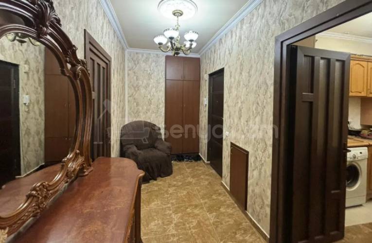 4 Սենյականոց Բնակարան, 90քմ, 2/9 հարկ, Կապիտալ Վերանորոգված