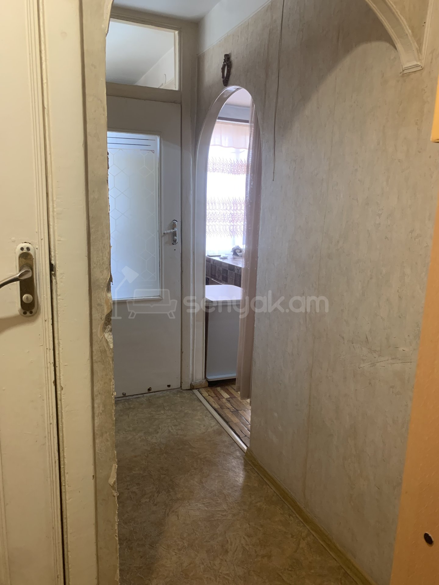 1 Սենյականոց Բնակարան, 33քմ, 4/5 հարկ, Պետական Վիճակում