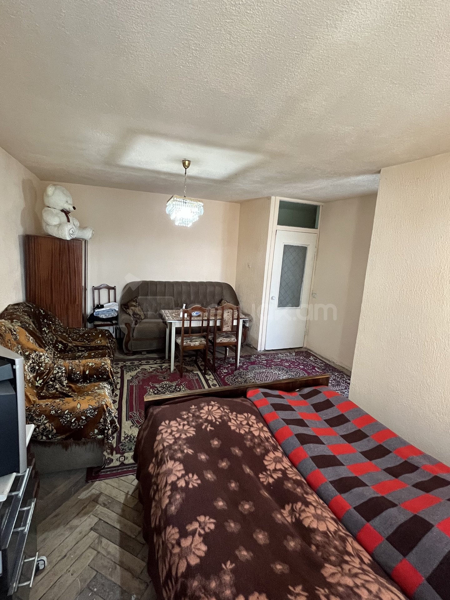 1 Սենյականոց Բնակարան, 35քմ, 5/5 հարկ, Պետական Վիճակում, Կահավորված