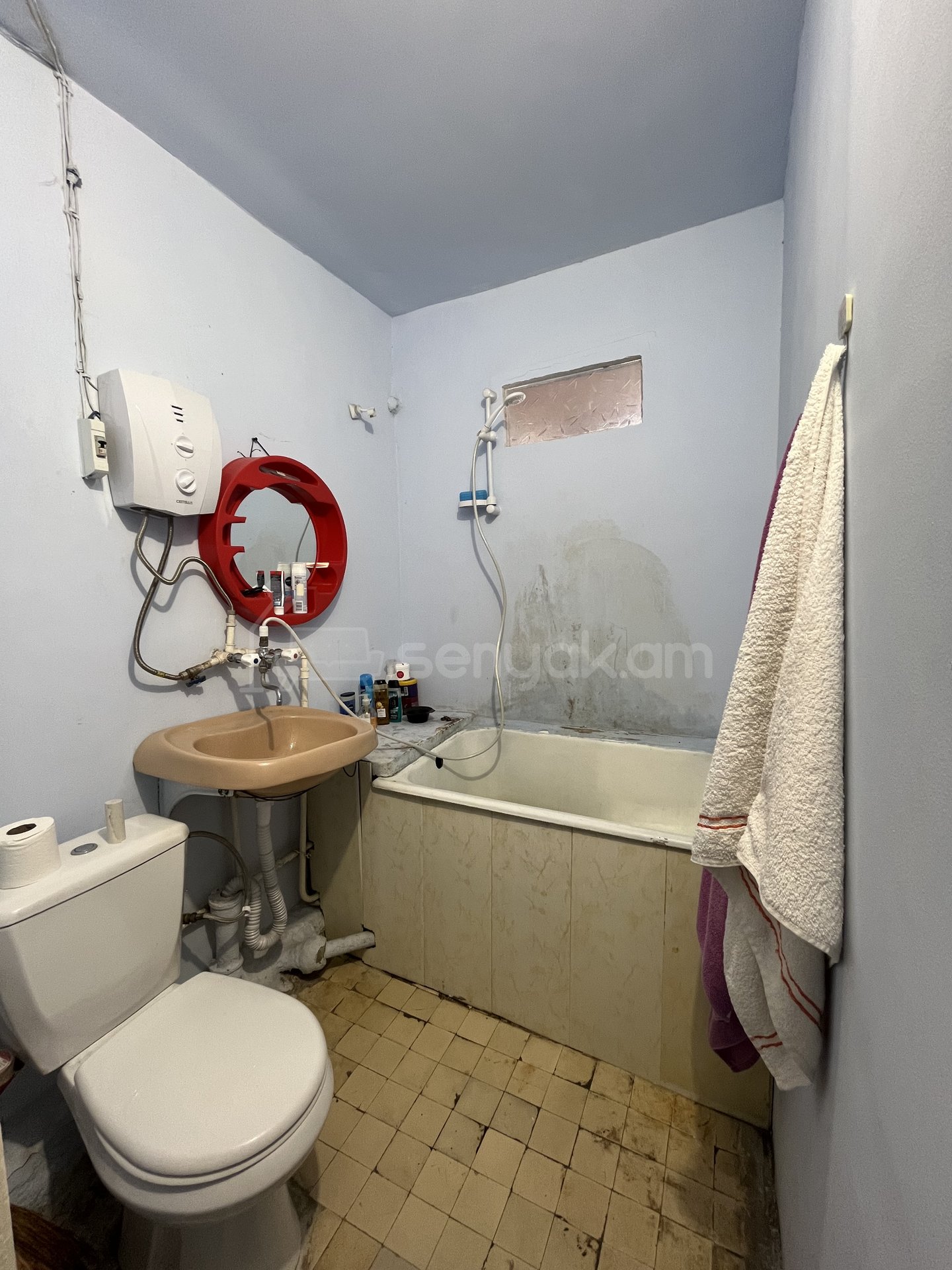 1 Սենյականոց Բնակարան, 35քմ, 5/5 հարկ, Պետական Վիճակում, Կահավորված