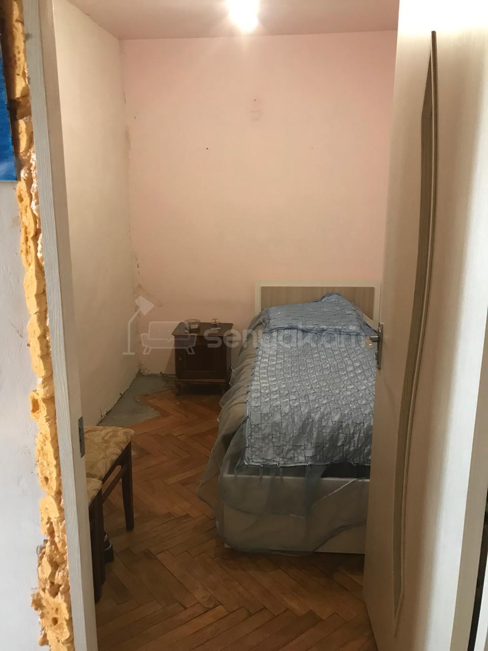 3 Սենյականոց Բնակարան, 50քմ, 5/5 հարկ, Նորմալ Վիճակում