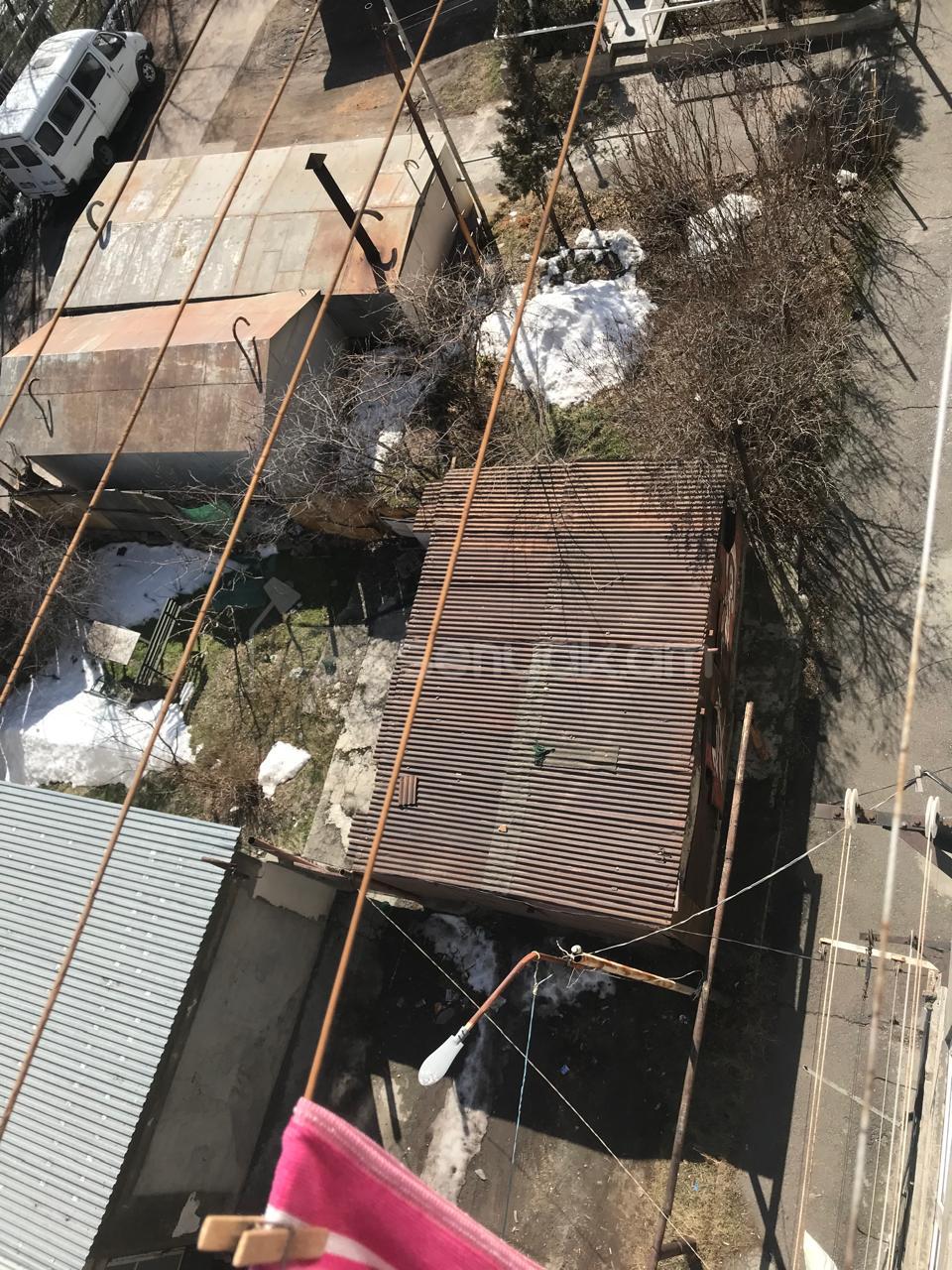 3 Սենյականոց Բնակարան, 50քմ, 5/5 հարկ, Նորմալ Վիճակում