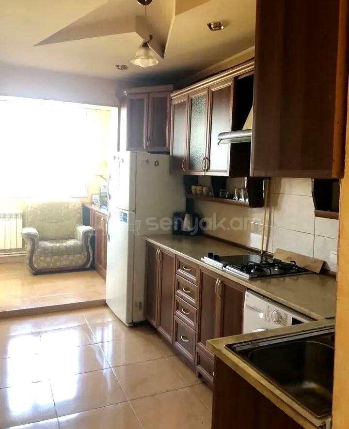 4 Սենյականոց Բնակարան, 93քմ, 9/9 հարկ, Կապիտալ Վերանորոգված