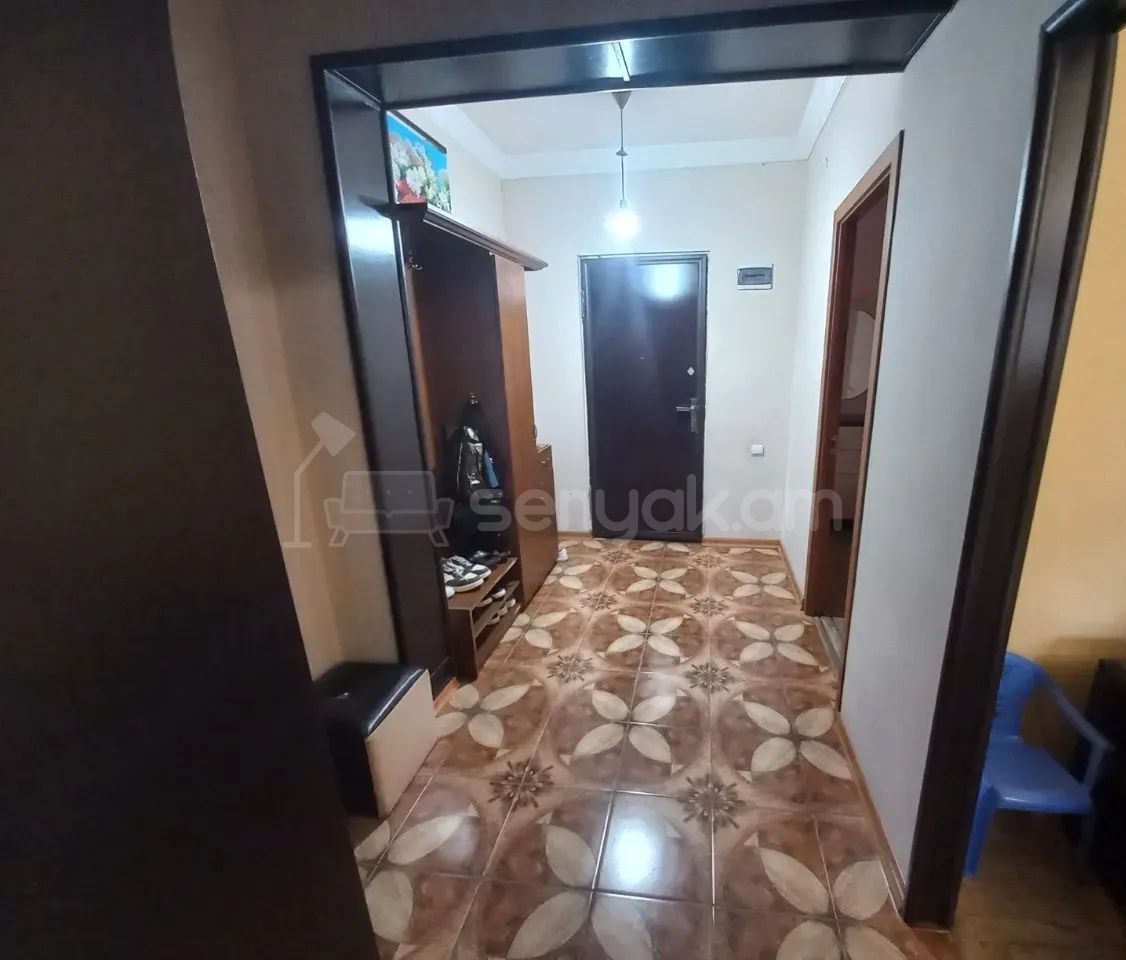 3 Սենյականոց Բնակարան, 74քմ, 5/9 հարկ, Կապիտալ Վերանորոգված