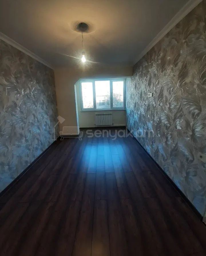 2 Սենյականոց Բնակարան, 40քմ, 5/9 հարկ, Կապիտալ Վերանորոգված