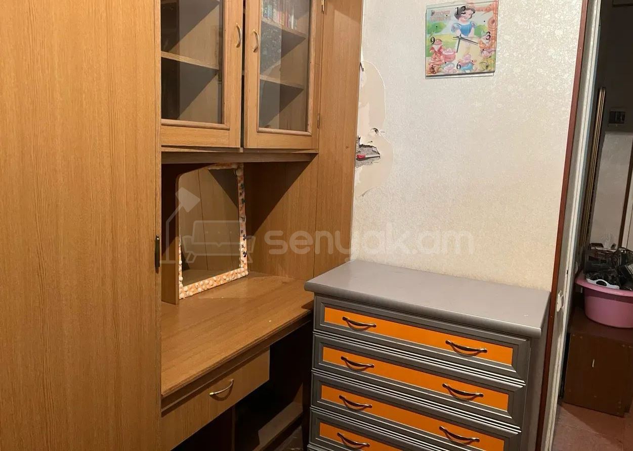 2 Սենյականոց Բնակարան, 42քմ, 4/9 հարկ, Նորմալ Վիճակում