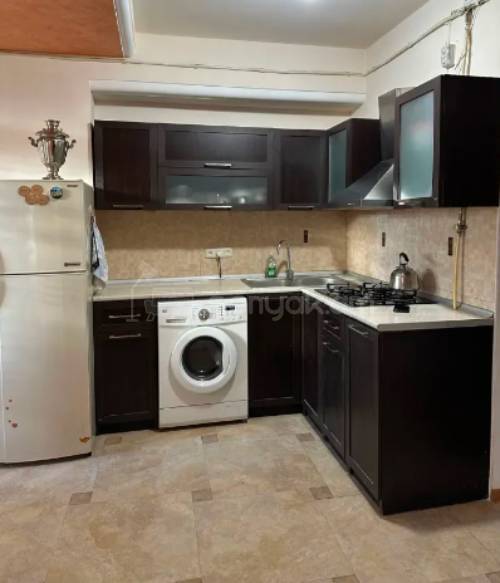 2 Սենյականոց Բնակարան, 46քմ, 3/9 հարկ, Կապիտալ Վերանորոգված