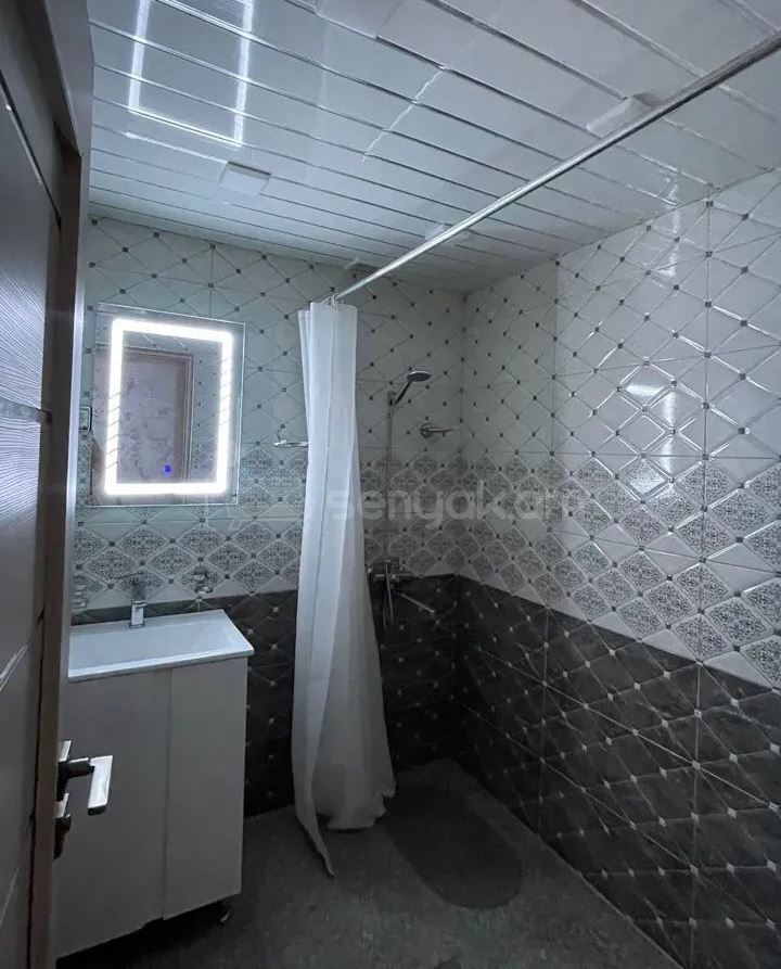 4 Սենյականոց Բնակարան, 92քմ, 1/9 հարկ, Կապիտալ Վերանորոգված