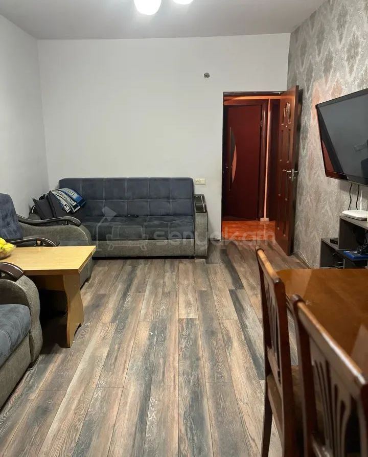 4 Սենյականոց Բնակարան, 74քմ, 1/5 հարկ, Կոսմետիկ Վերանորոգված