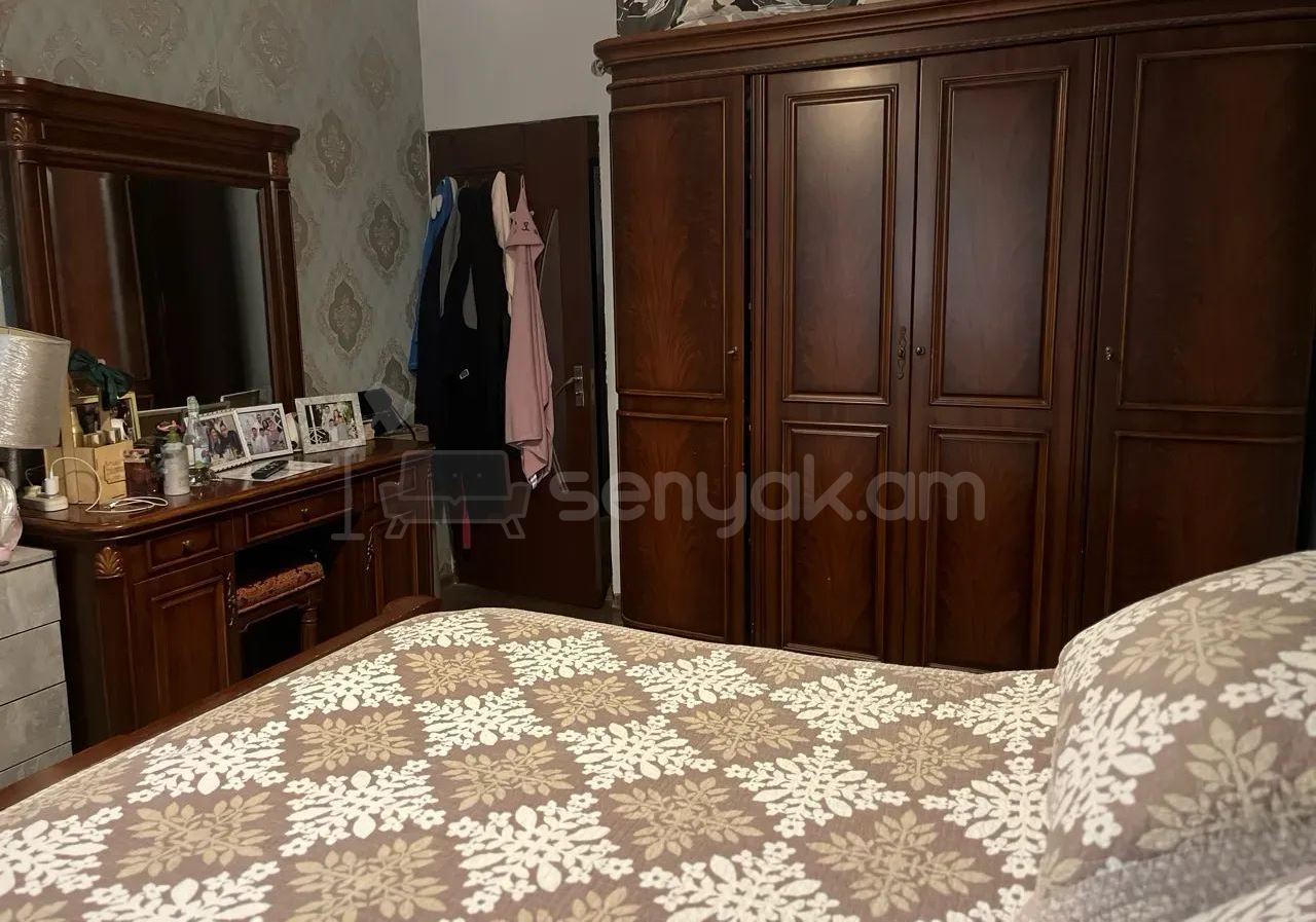 4 Սենյականոց Բնակարան, 74քմ, 1/5 հարկ, Կոսմետիկ Վերանորոգված