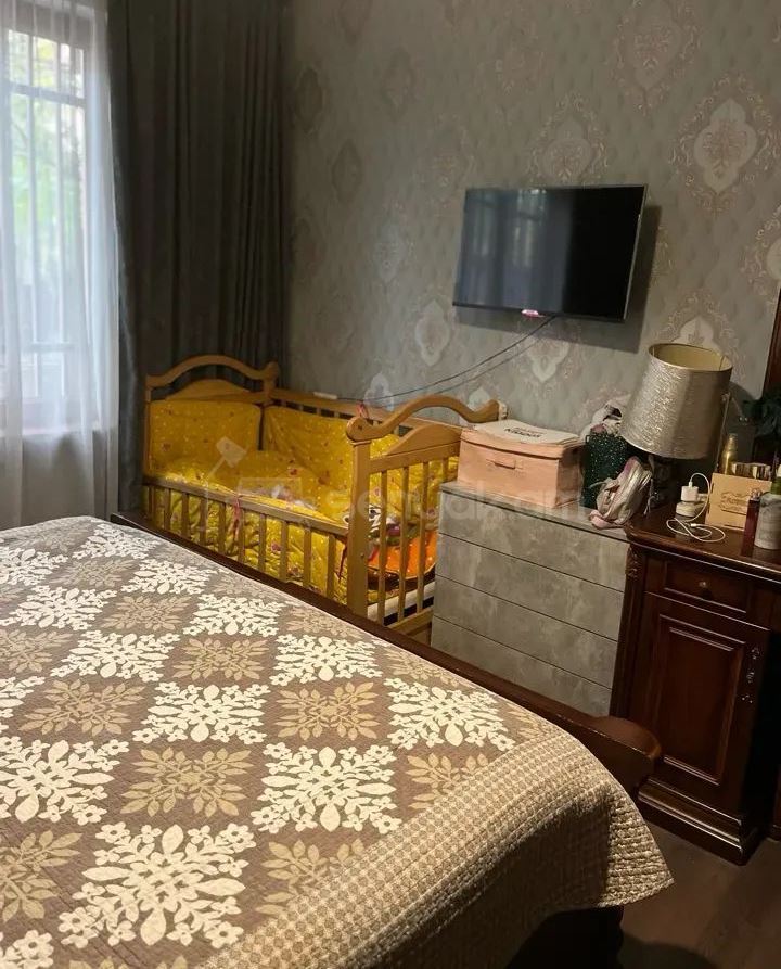 4 Սենյականոց Բնակարան, 74քմ, 1/5 հարկ, Կոսմետիկ Վերանորոգված