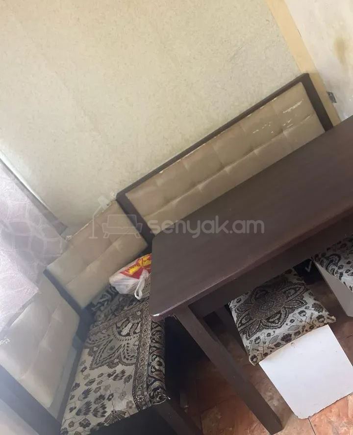 4 Սենյականոց Բնակարան, 74քմ, 1/5 հարկ, Կոսմետիկ Վերանորոգված