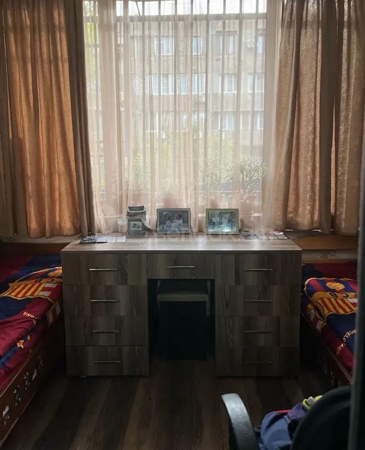 4 Սենյականոց Բնակարան, 74քմ, 1/5 հարկ, Կոսմետիկ Վերանորոգված