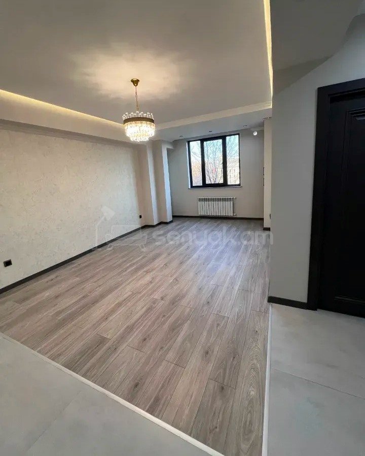 2 Սենյականոց Բնակարան, 44քմ, 3/9 հարկ, Կապիտալ Վերանորոգված