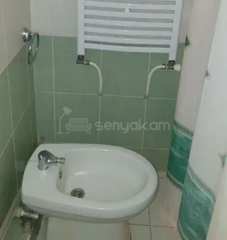 6 Սենյականոց Բնակարան, 96քմ, 4/9 հարկ, Կապիտալ Վերանորոգված