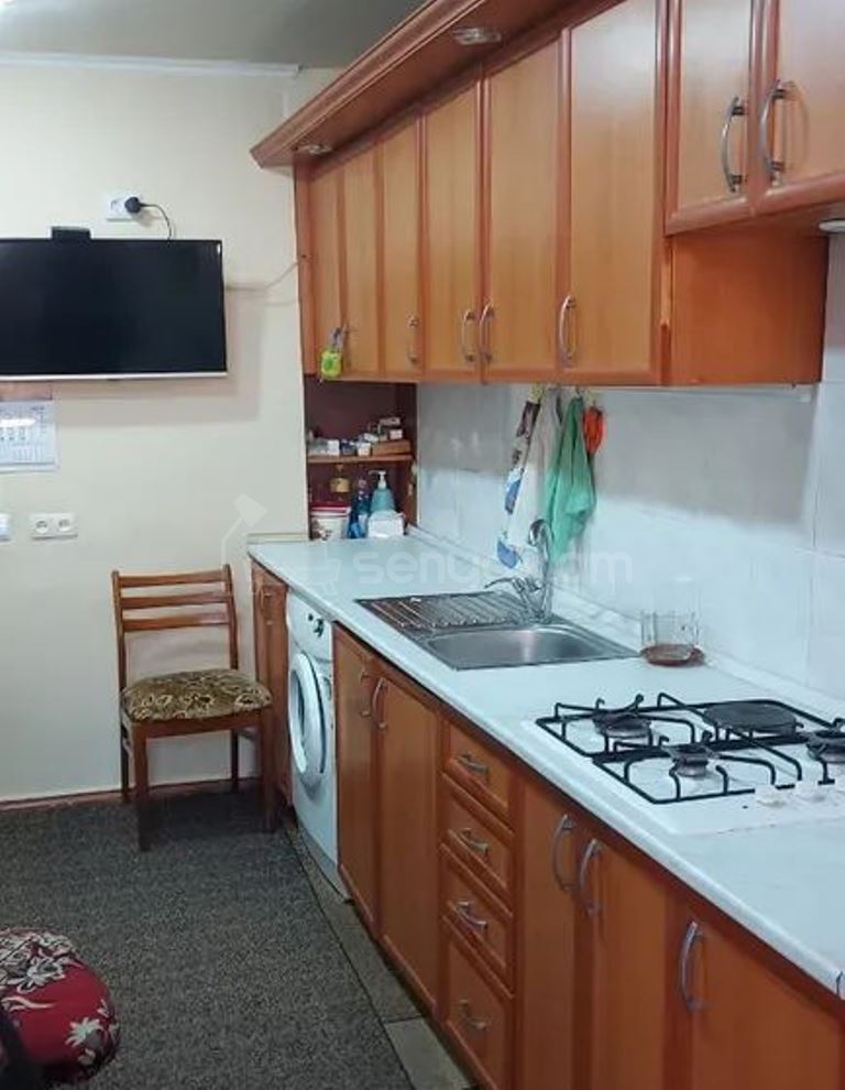 3 Սենյականոց Բնակարան, 81քմ, 2/5 հարկ, Կապիտալ Վերանորոգված