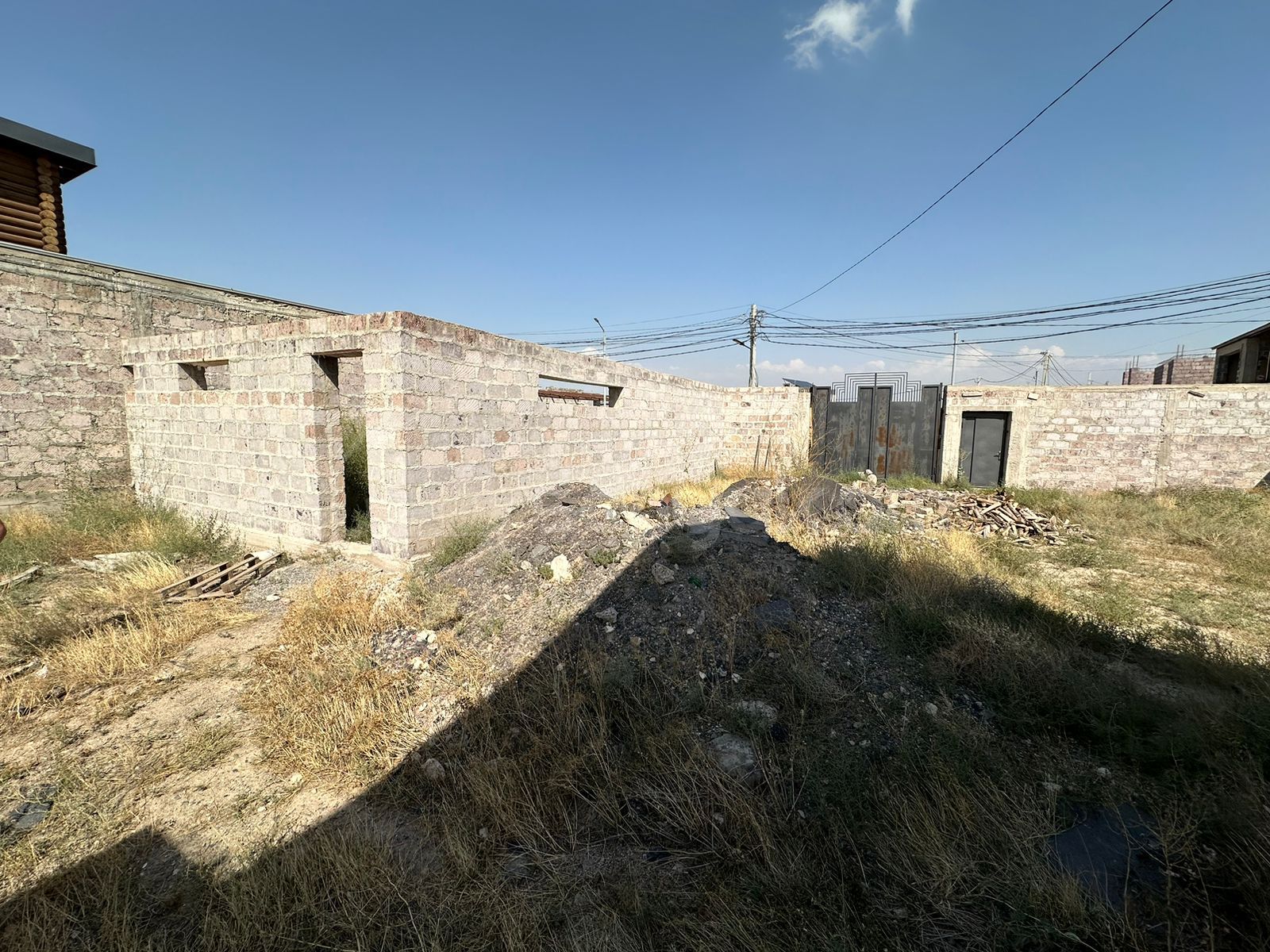 5 Սենյականոց Սեփական Տուն, 230քմ, Ավտոտնակով