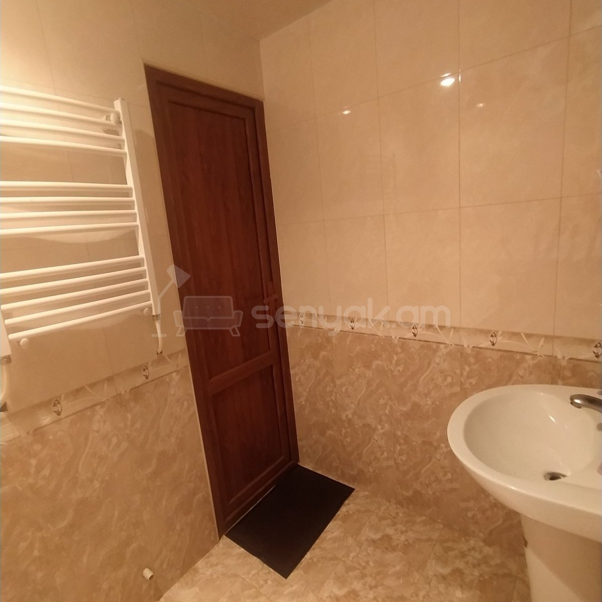 2 Սենյականոց Բնակարան, 74քմ, 9/9 հարկ, Կապիտալ Վերանորոգված