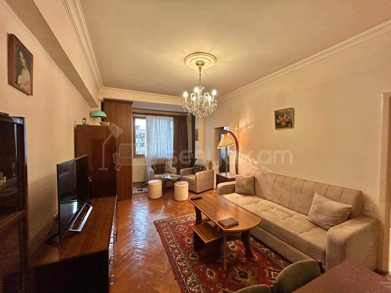 2 Սենյականոց Բնակարան, 40քմ, 8/10 հարկ, Կոսմետիկ Վերանորոգված