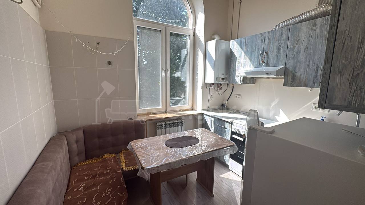 2 Սենյականոց Բնակարան Քարե Շենքում, 55քմ, 3/5 հարկ, Կապիտալ Վերանորոգված, Կահավորված, Արևկող