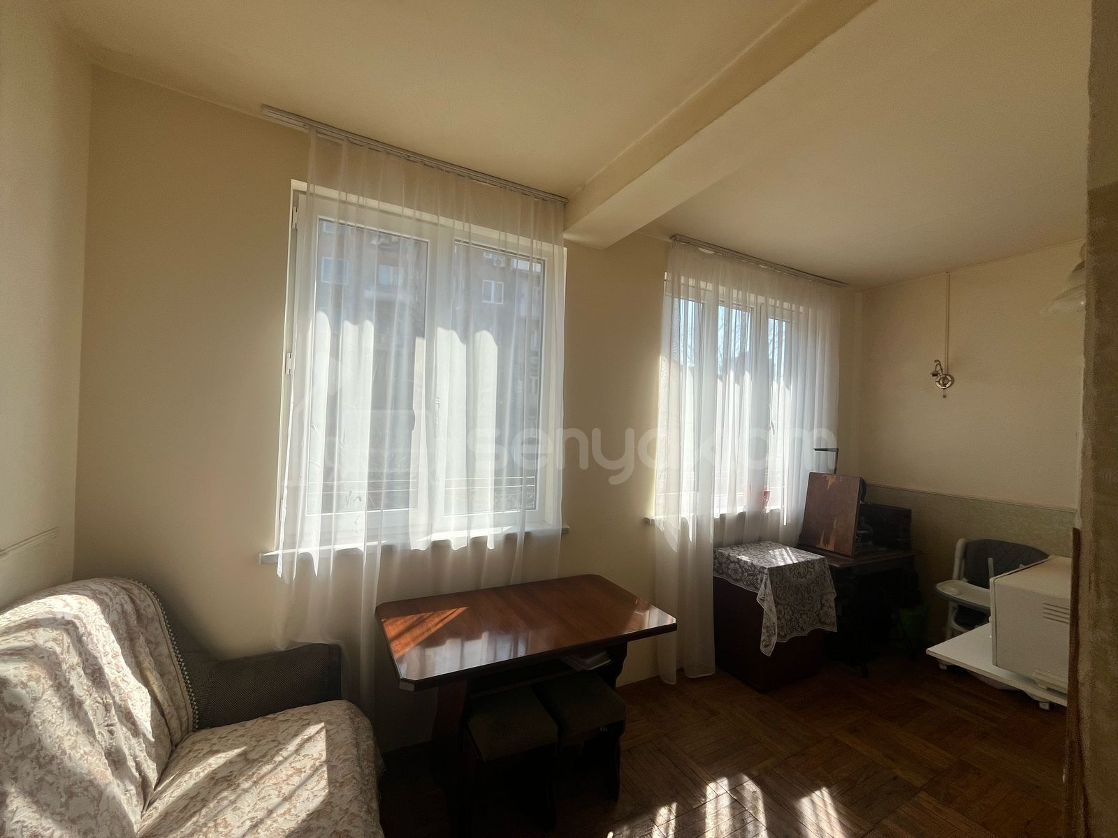 2 Սենյականոց Բնակարան Քարե Շենքում, 62քմ, 3/5 հարկ, Կոսմետիկ Վերանորոգված