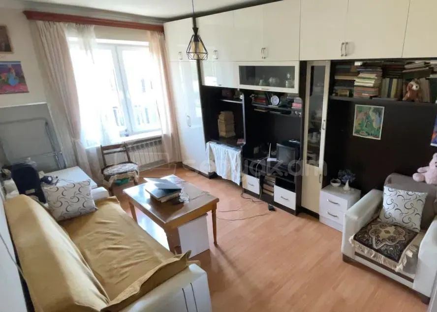 3 Սենյականոց Բնակարան Քարե Շենքում, 54քմ, 4/5 հարկ, Կապիտալ Վերանորոգված