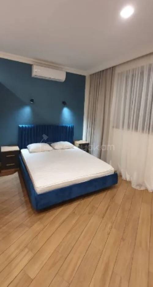 1 Սենյականոց Բնակարան Քարե Շենքում, 40քմ, 2/4 հարկ, Կապիտալ Վերանորոգված