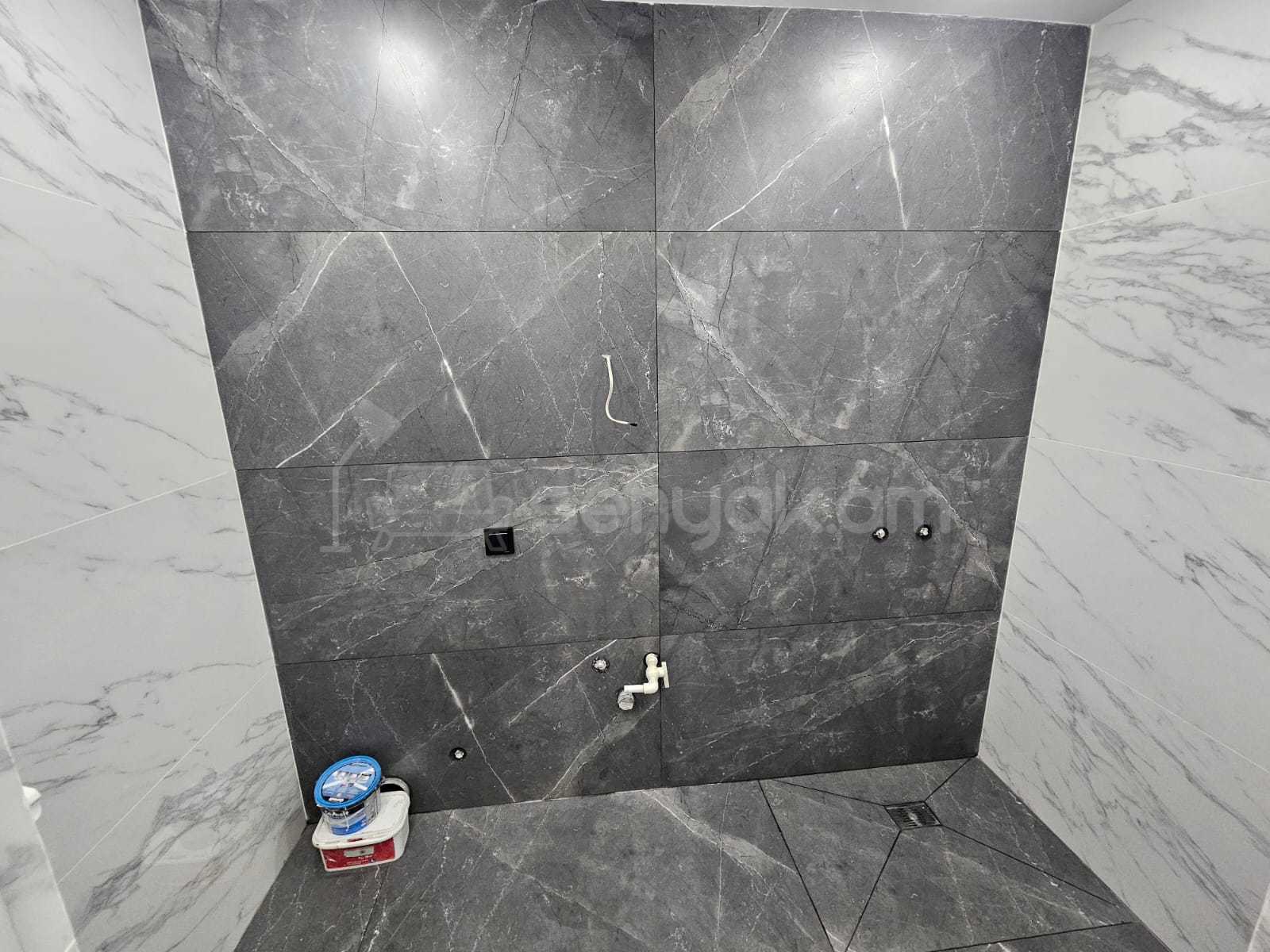 3 Սենյականոց Բնակարան Քարե Շենքում, 78քմ, 3/4 հարկ, Նորմալ Վիճակում