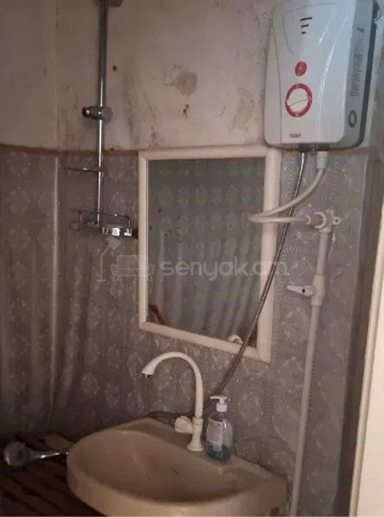 3 Սենյականոց Բնակարան, 72քմ, 1/9 հարկ, Պետական Վիճակում