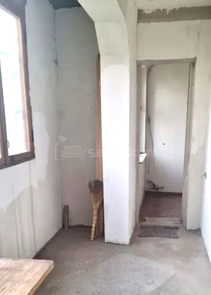 3 Սենյականոց Բնակարան, 72քմ, 1/9 հարկ, Պետական Վիճակում
