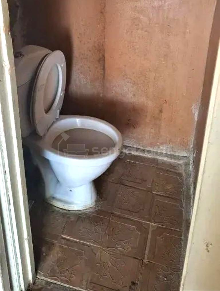 3 Սենյականոց Բնակարան, 72քմ, 1/9 հարկ, Պետական Վիճակում