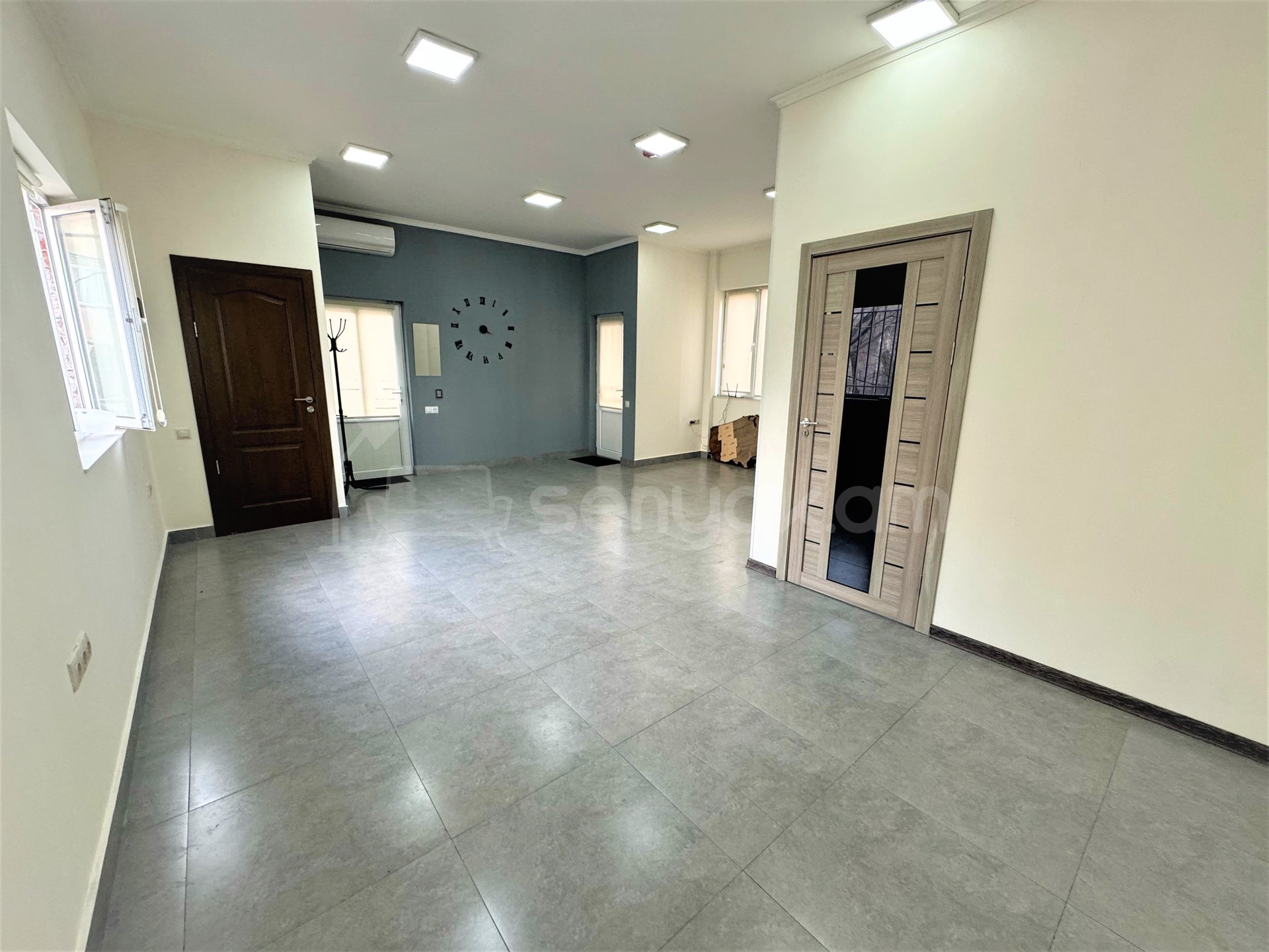 Օֆիսային Տարածք, 42քմ, Կապիտալ Վերանորոգված