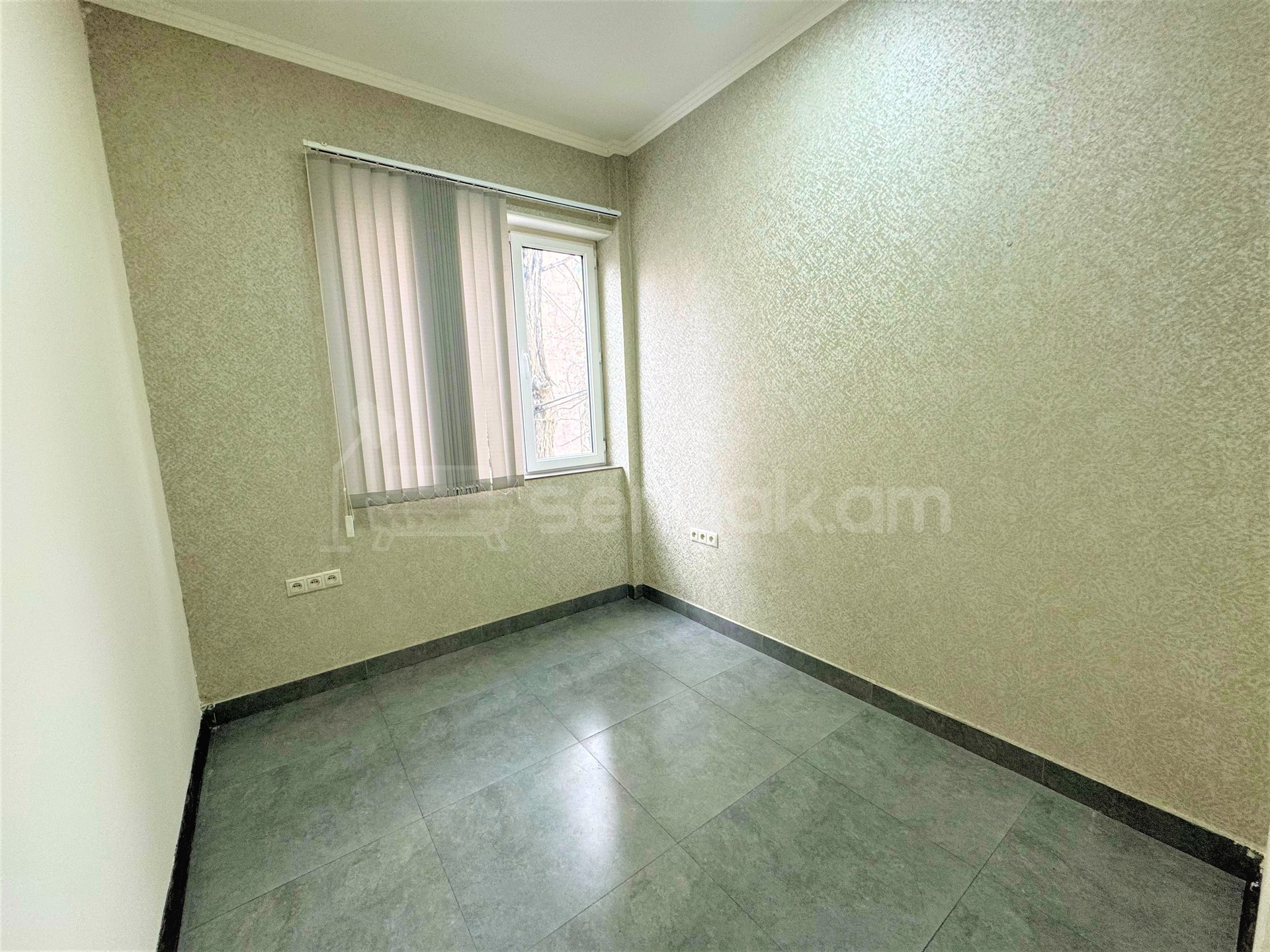 Օֆիսային Տարածք, 42քմ, Կապիտալ Վերանորոգված