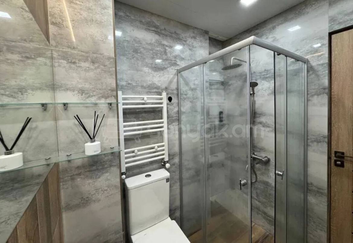 3 Սենյականոց Բնակարան Նորակառույցում, 63քմ, 7/11 հարկ, Դիզայներական Վերանորոգված