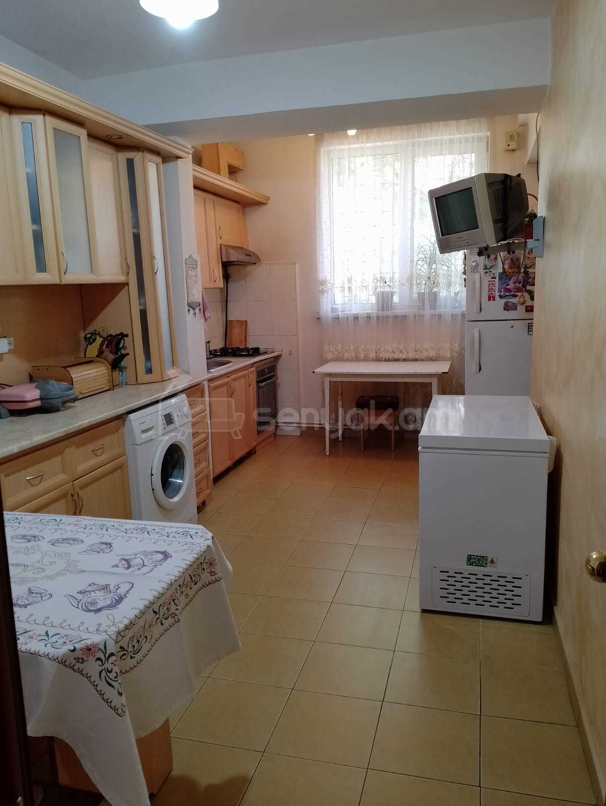 4 Սենյականոց Բնակարան, 120քմ, 1/14 հարկ, Կապիտալ Վերանորոգված