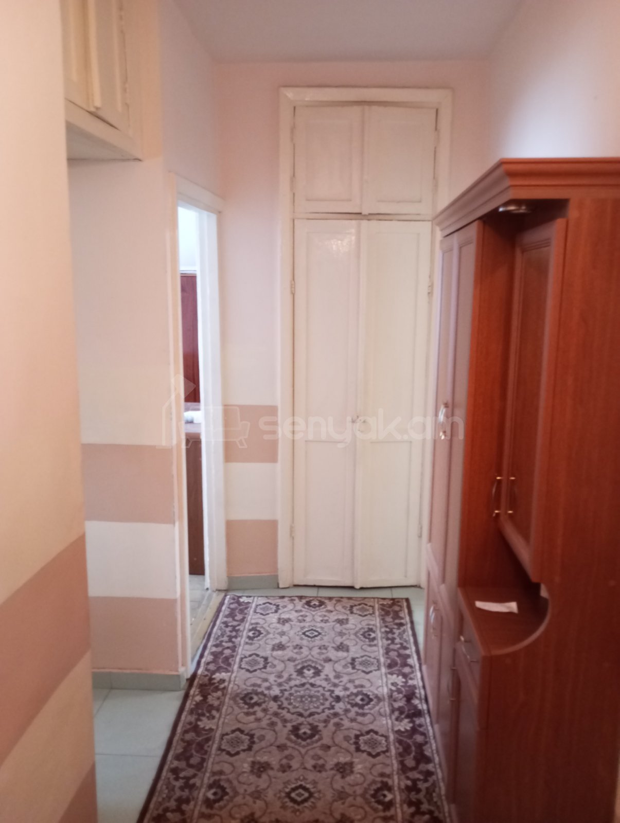 2 Սենյականոց Բնակարան Քարե Շենքում, 60քմ, 4/5 հարկ, Կոսմետիկ Վերանորոգված