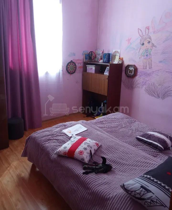 3 Սենյականոց Բնակարան Քարե Շենքում, 65քմ, 1/3 հարկ, Կապիտալ Վերանորոգված