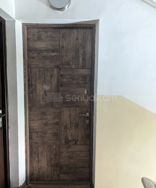 2 Սենյականոց Բնակարան Քարե Շենքում, 51քմ, 3/4 հարկ, Կապիտալ Վերանորոգված