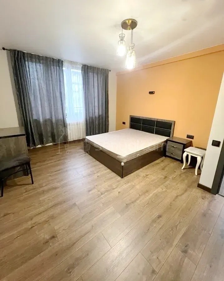 3 Սենյականոց Բնակարան, 65քմ, 3/9 հարկ, Կապիտալ Վերանորոգված, Կահավորված